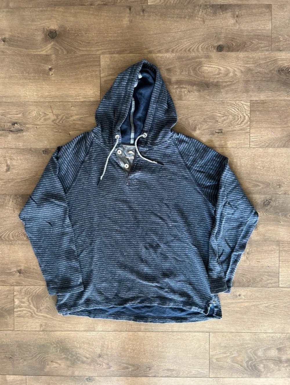 tommy bahama textured pullover hoodie size M/M
